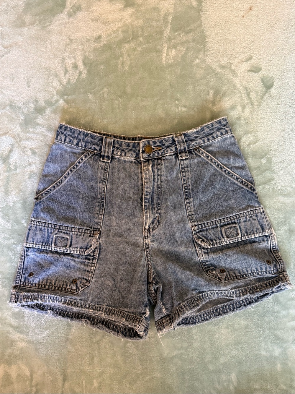 Y2K ST. John’s bay high waisted denim shorts
